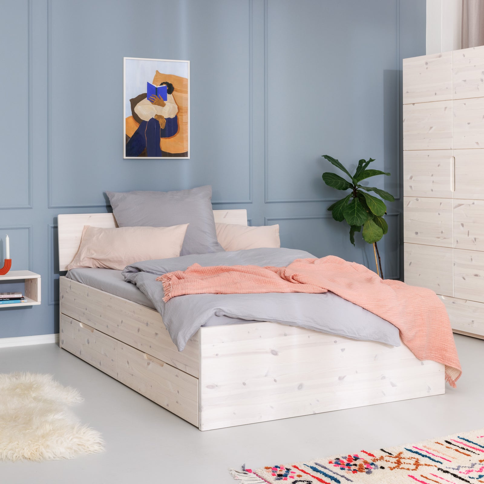 Schlafzimmerkonstelation Bett Lade Storage mit Lehne aus zertifiziertem Massivholz solide und minimalistisch