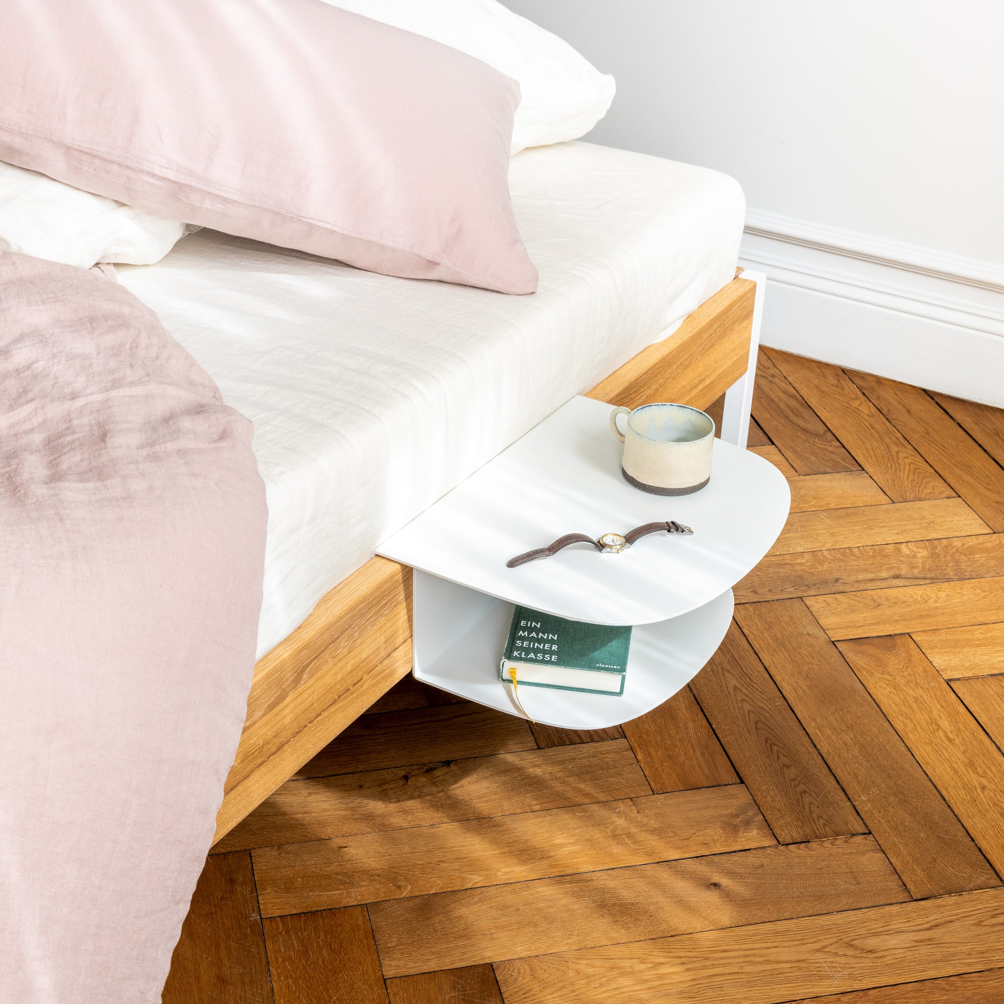 Hängender Nachttisch weiß