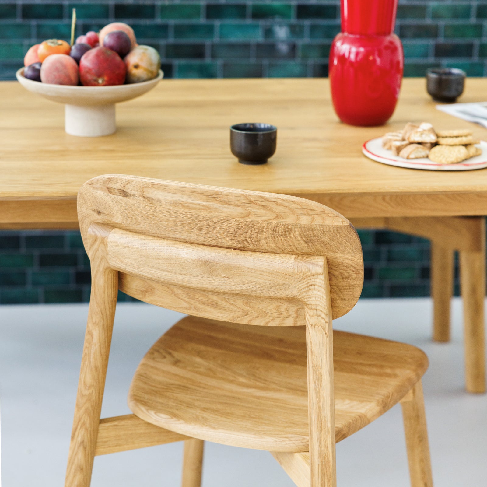 Ökologischer designer Stuhl und Esstisch aus zertifiziertem Echtholz