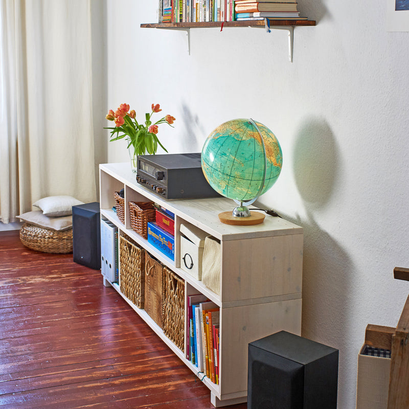 Weißes ökologisches Sideboard aus MAssivholz