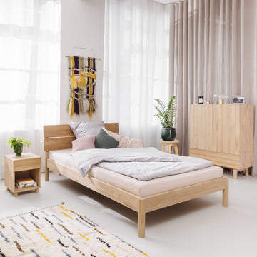 Designmöbel aus weiß geölter Eiche
