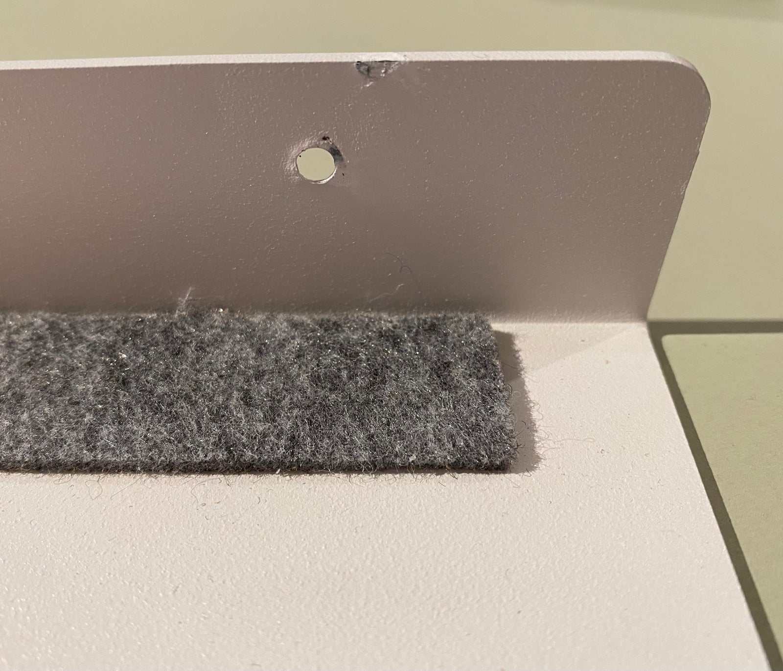 Nachttisch Alya Basic Weiß