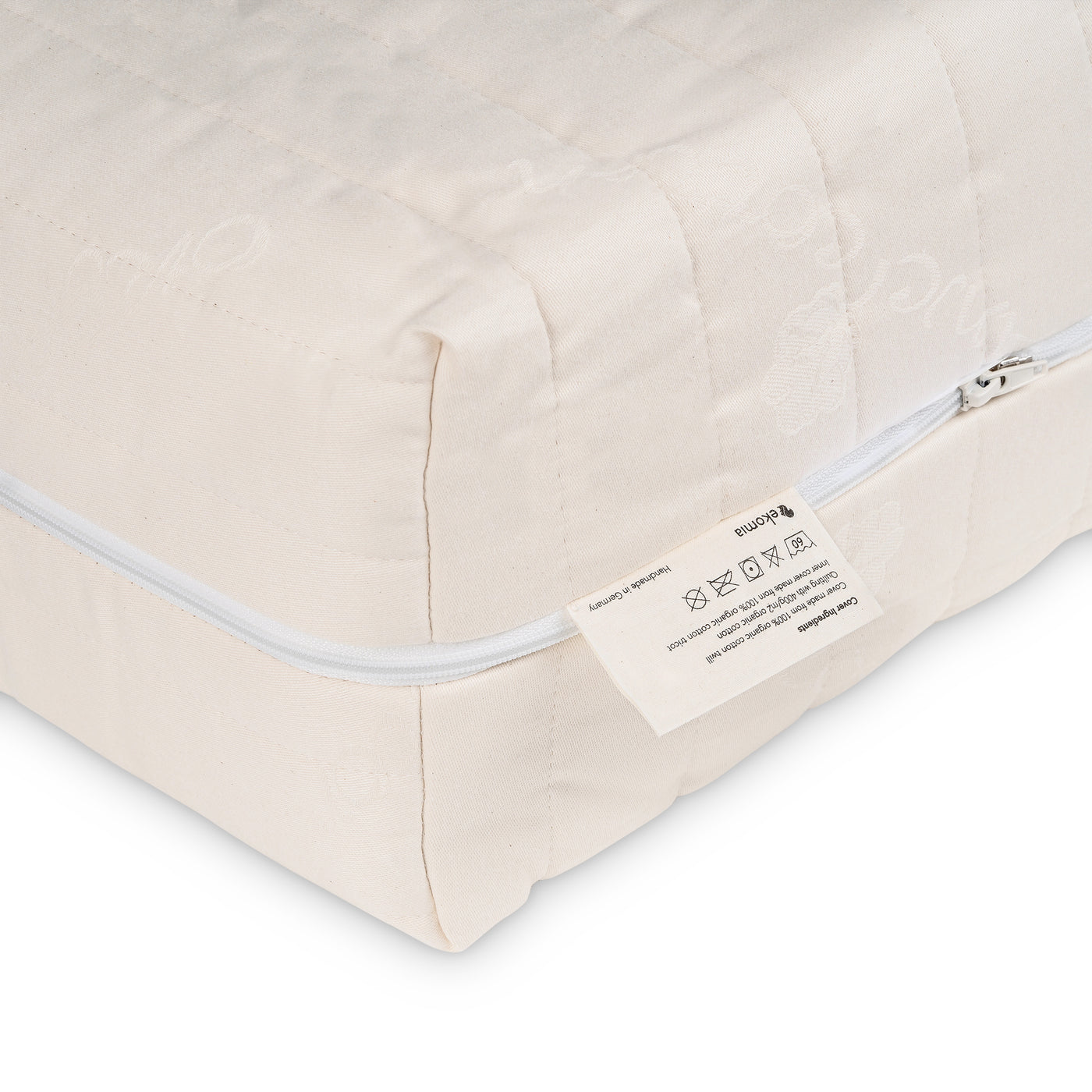 ekomia Naturmatratze mit Bezug aus Biobaumwolle