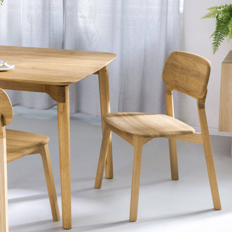 Design Esstisch mit Stuhl aus Massivholz Eiche