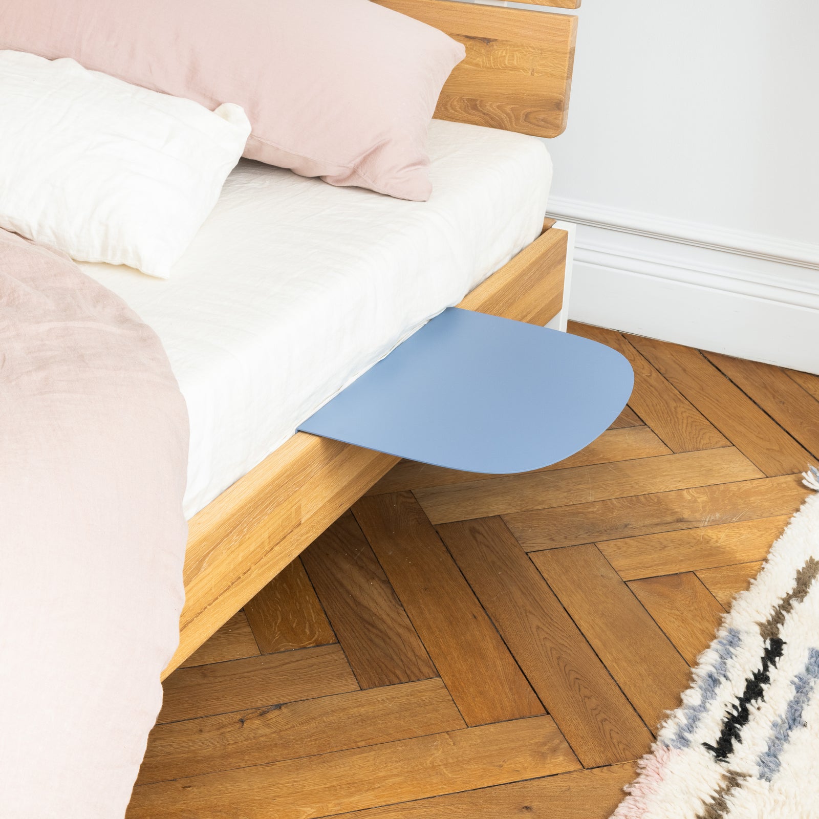 Nachttisch Alya Basic Weiß