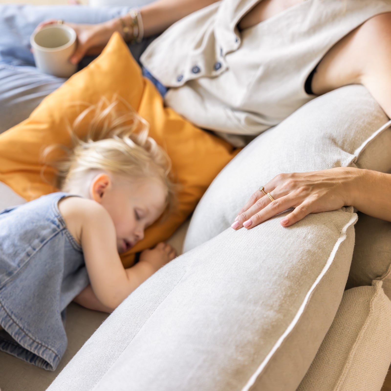 Nachhaltiges Sofa aus Leinen