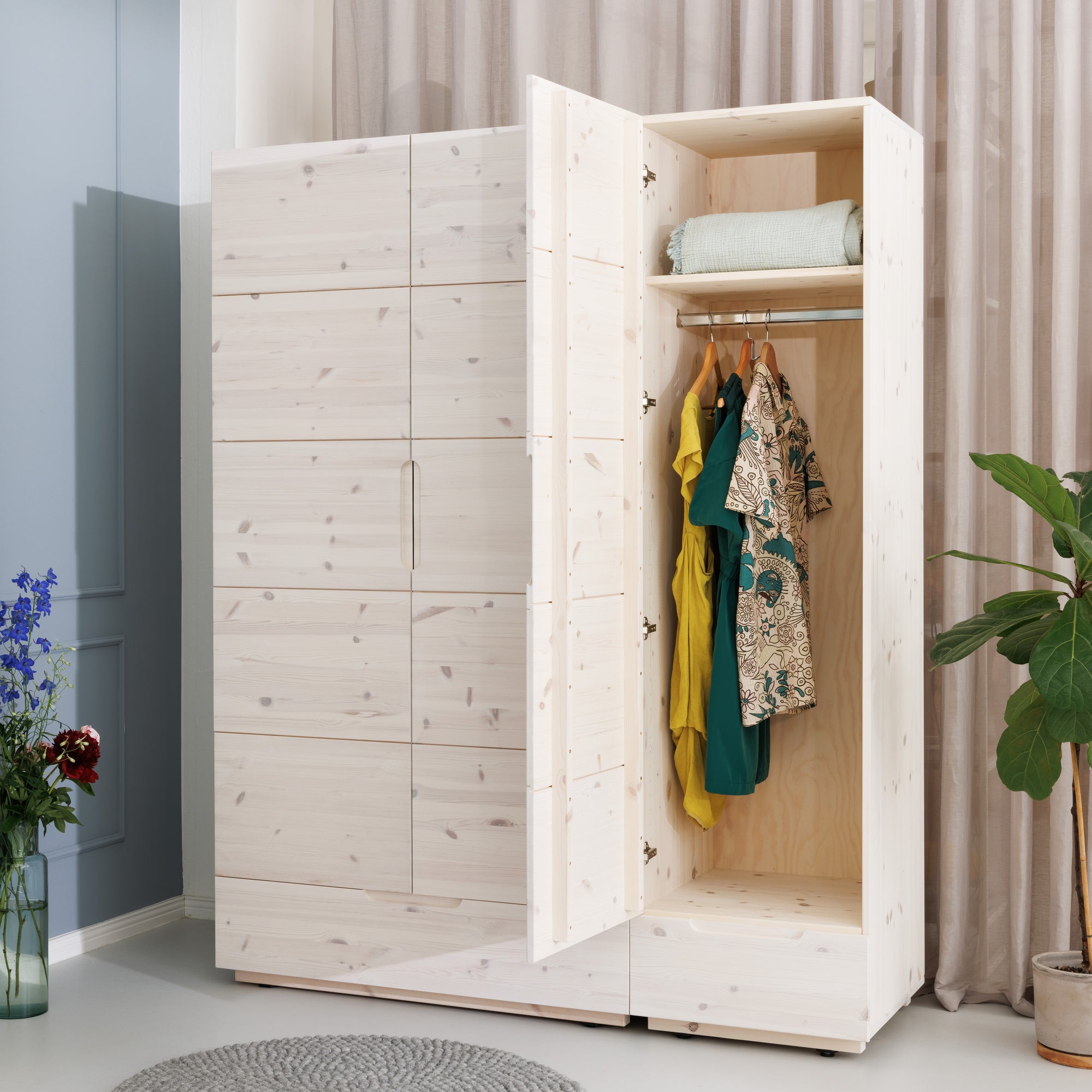 Wardrobe Enorm S
