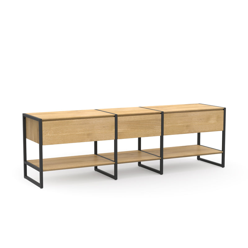 Ökologisches Sideboard mit funktionalen Schubladen und praktischem Stauraum aus Massivholz und schwarzem Metallrahmen 