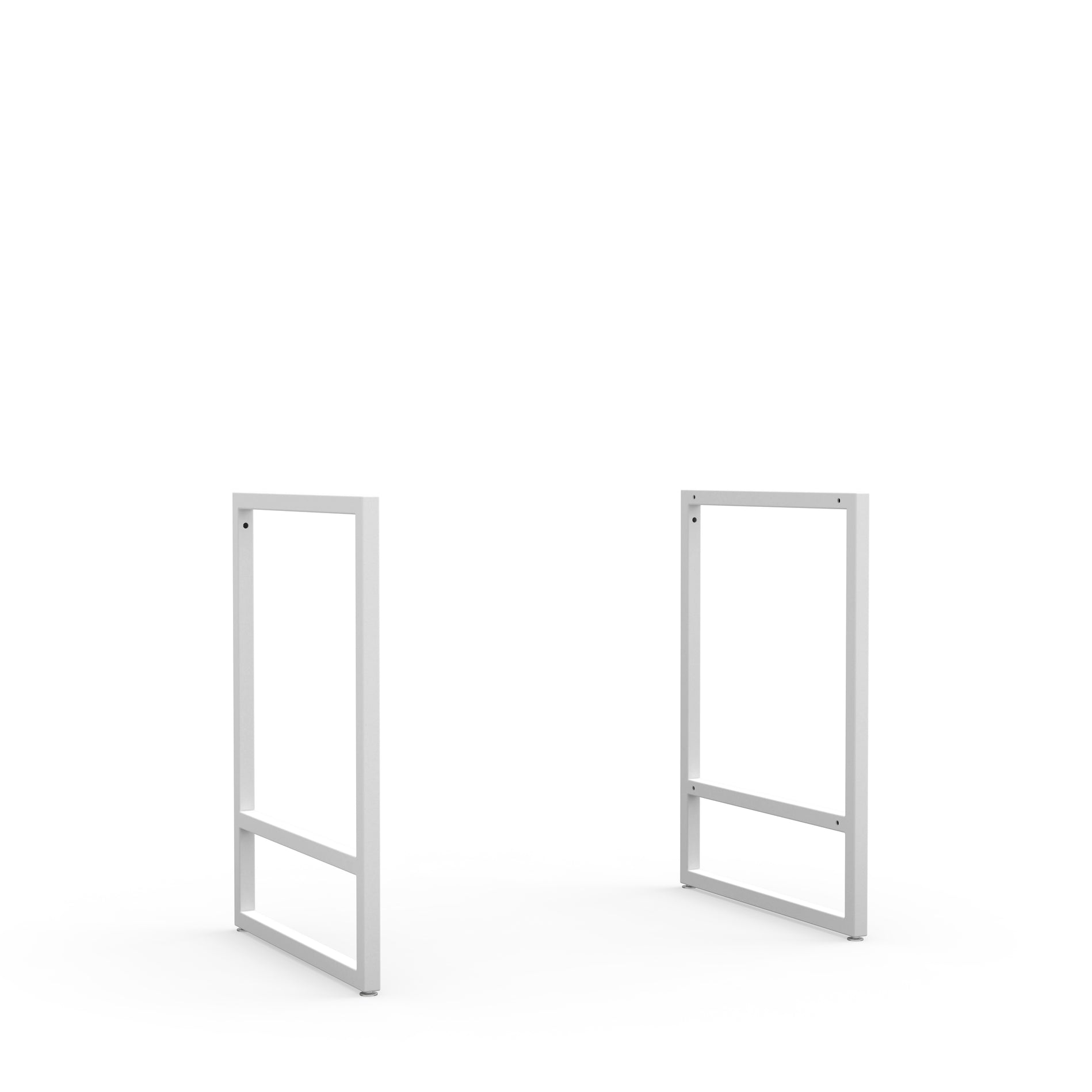 Modulares Bauteil eines Lowboard Systems aus weiß pulverbeschichtetem Stahl in Kombination mit Naturholz