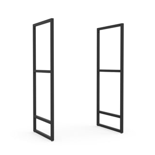 Wega Frame 900 für das Konfigurierbare Highboardsystem Wega kombiniert edle Eichen Module mit schwarz beschichtetem Stahl
