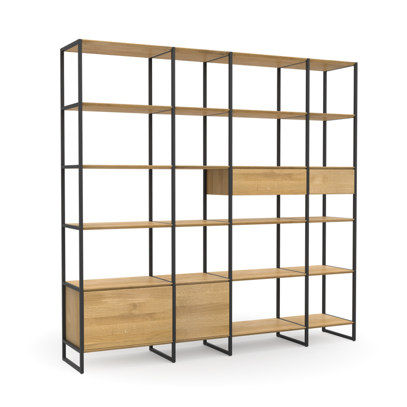 Regalsystem aus massivem Holz mit schwarzen Metallbeinen, Türen, Schubladen und praktischen Ablagebrettern im zeitlosen Design