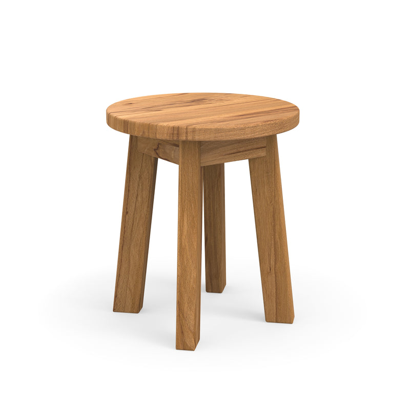 Zeitloser Hocker aus zertifizierter Kernbuche im schlichten Design