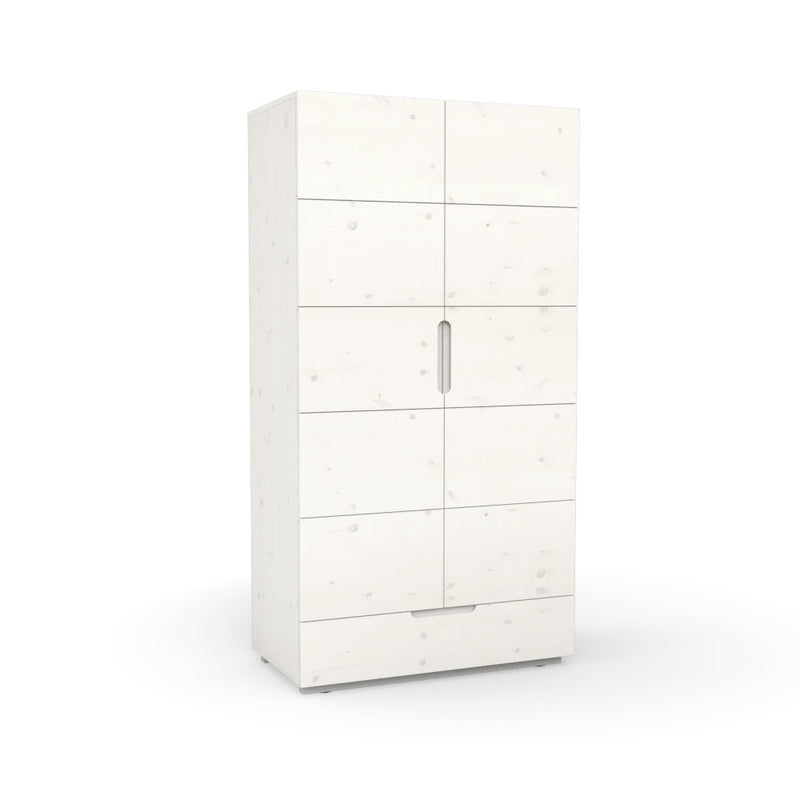 Weißer Kleiderschrank mit zwei Türen aus Massivholz