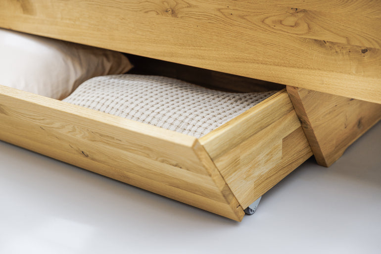 Bettkasten aus Eiche für das Bett Schöneberg