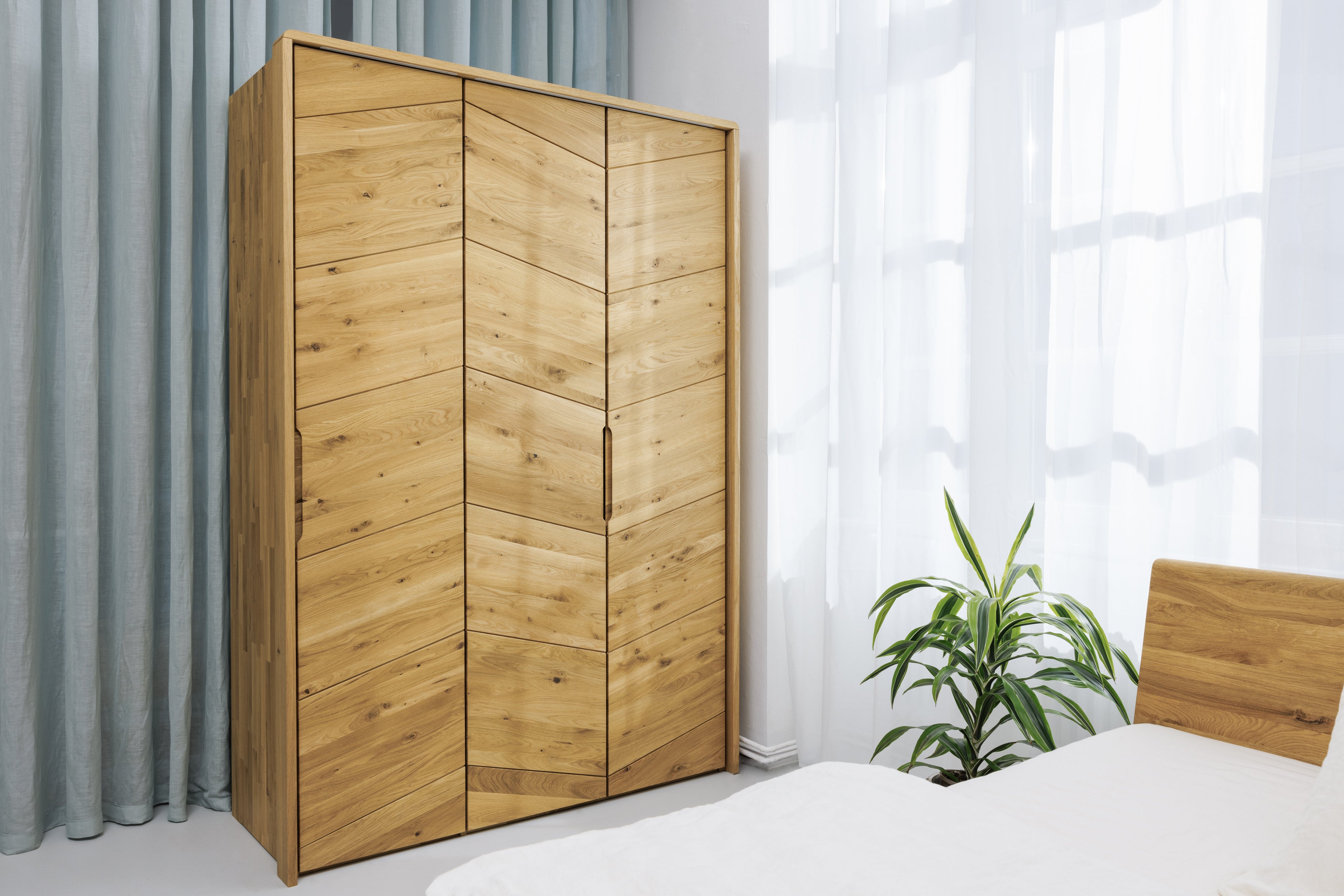Elegant solid wood wardrobes organic glaze natural wood ekomia