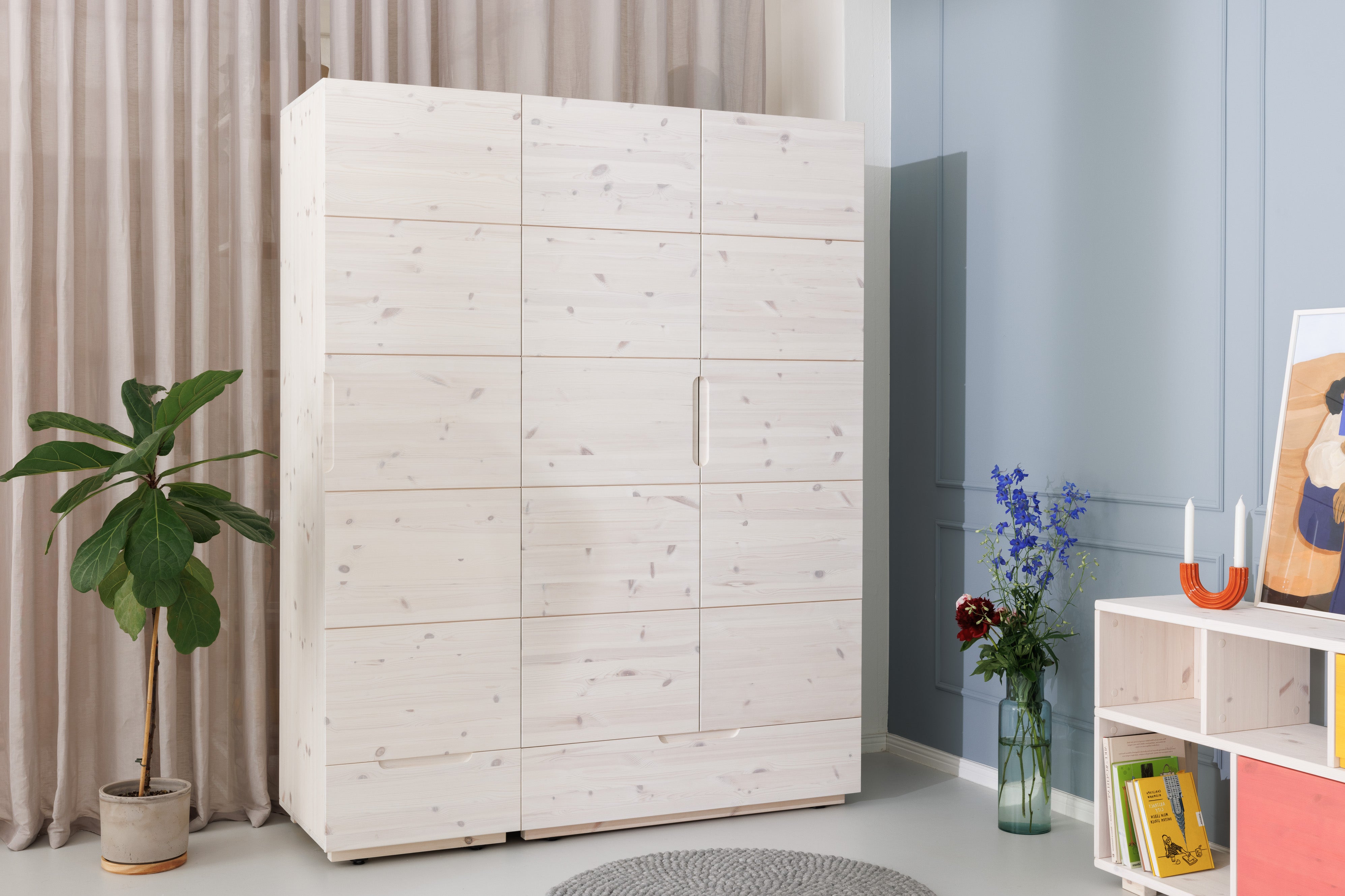 Large wardrobe in solid wood organic 3-door, ekomia » 
