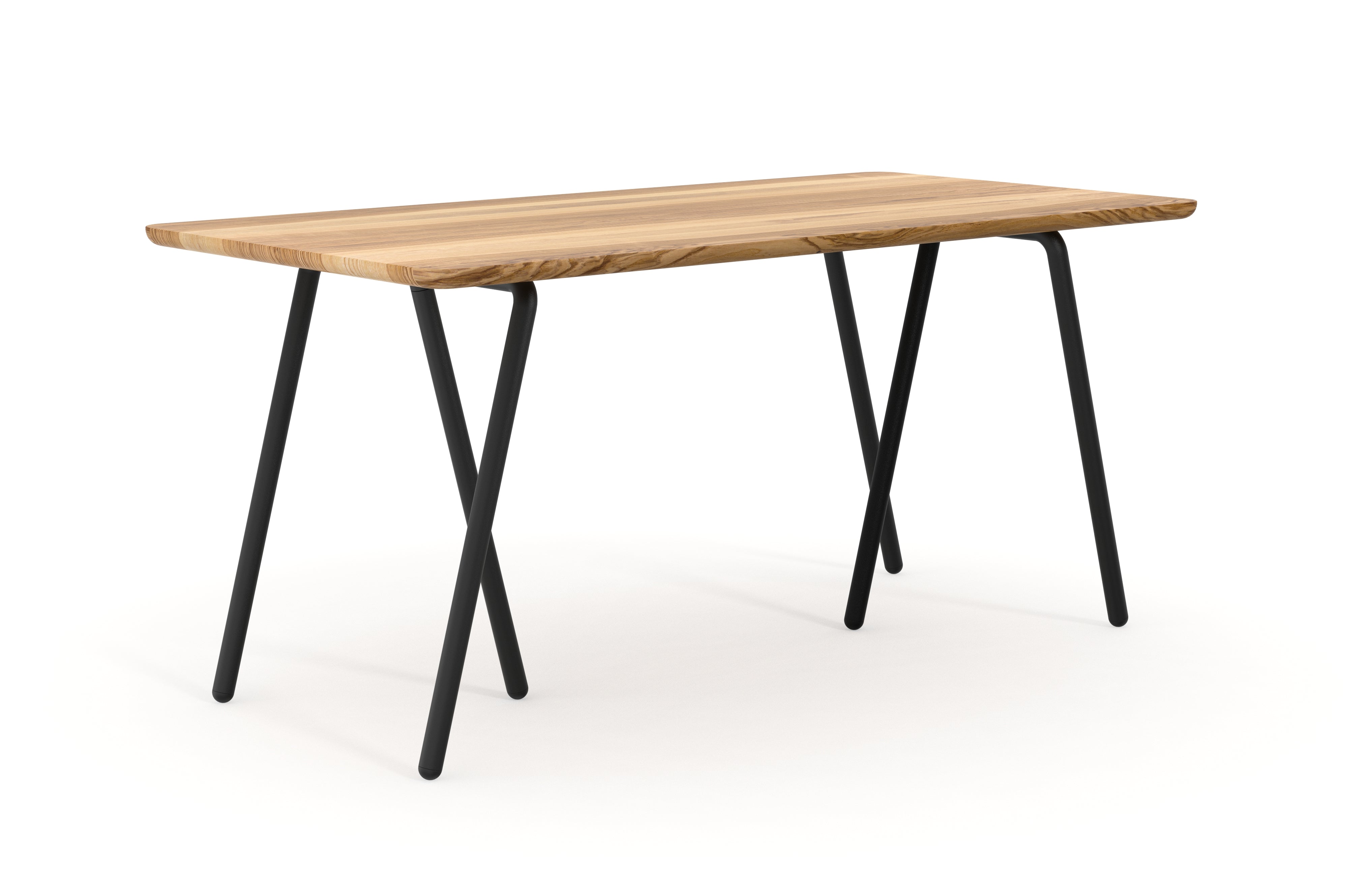 Schreibtisch aus Esche nach Maß mit schwarzen Tischböcken aus Metall