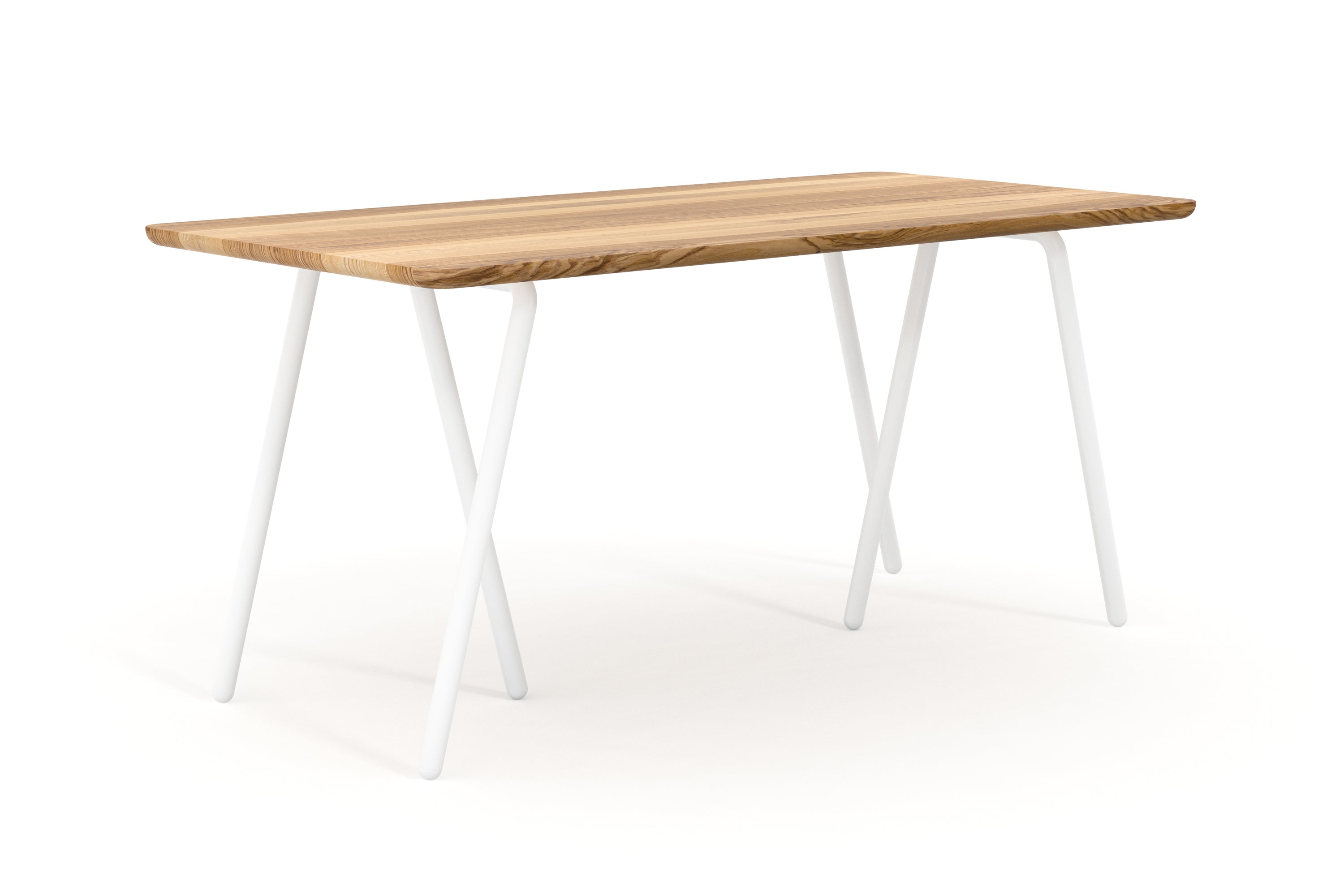 Schreibtisch aus Esche nach Maß mit weißen Tischböcken aus Metall